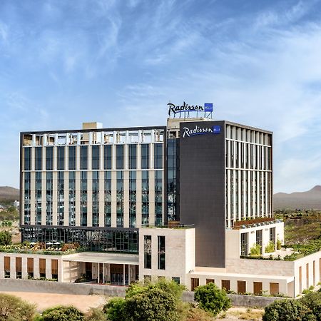 Radisson Blu Hotel & Spa, Nászik Kültér fotó